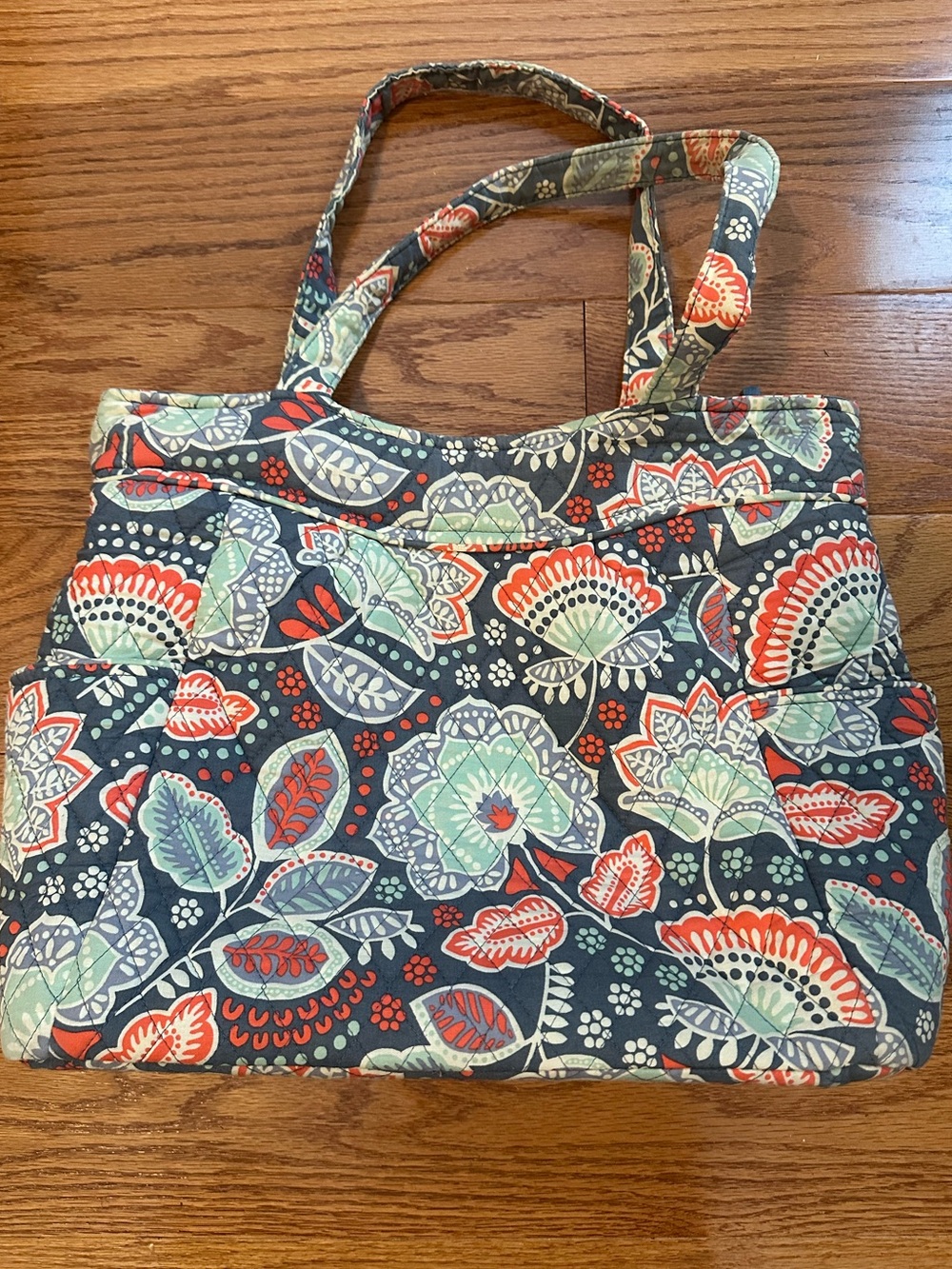 Vera Bradley Nomadic Floral pattern tote bag
